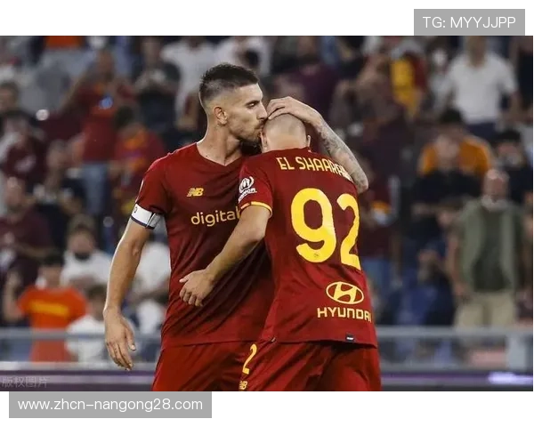 罗马客场战术布局解析：双后腰拦截与边路突击成取胜关键